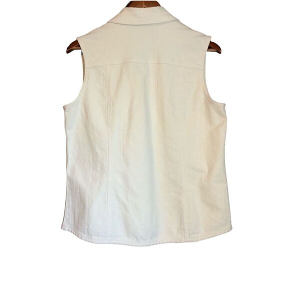Chico's White Sleeveless Vest - Picture 9 of 10
